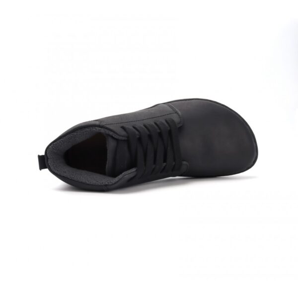Stitch & Walk mustad barefoot nahast saapad sooja voodriga