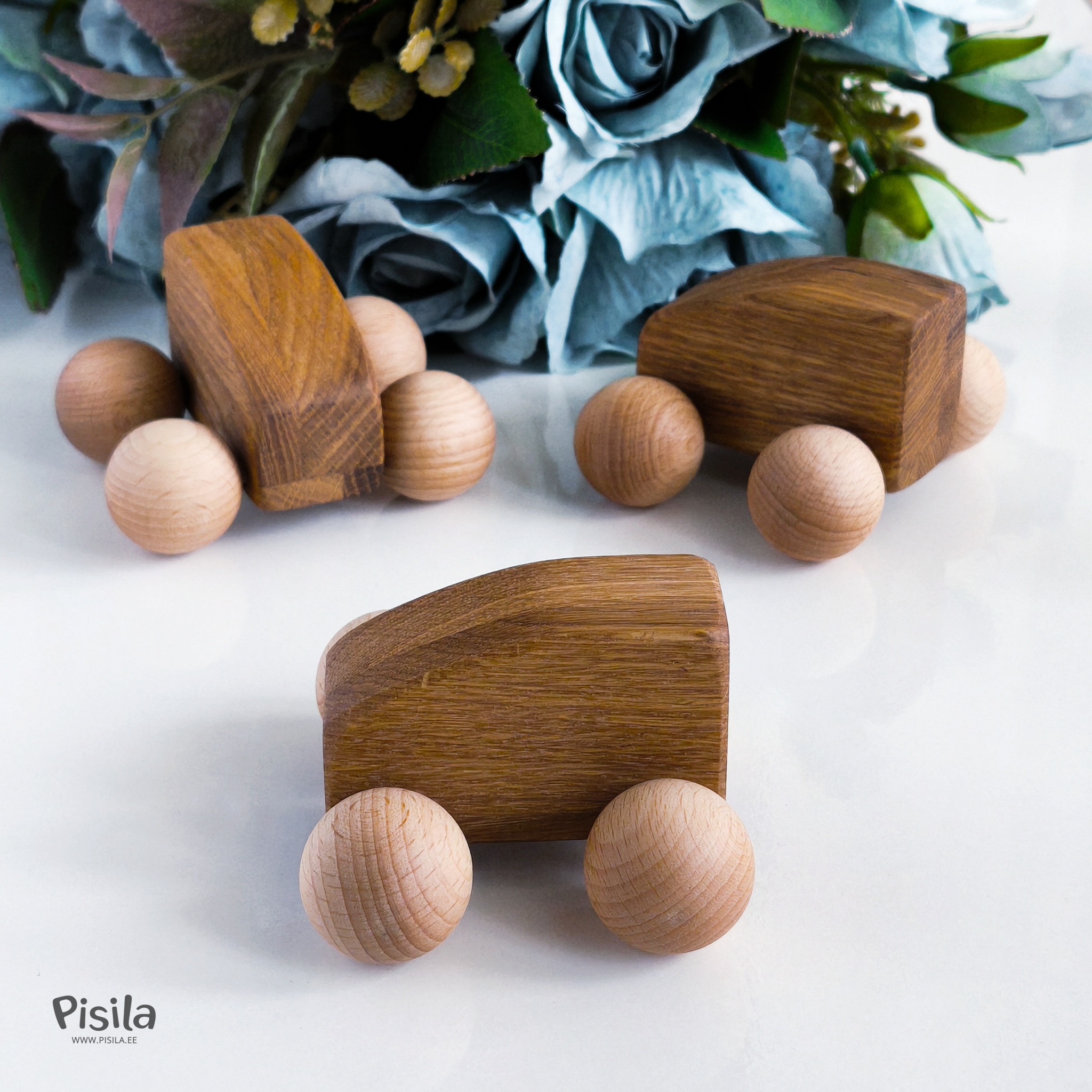 Puidust auto LIHTNE MINI